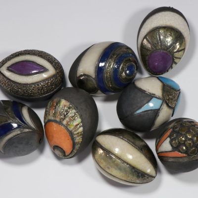 svarun-world-unique-ceramic-egg-small-1
