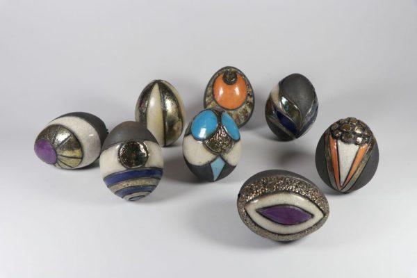 svarun-world-unikatna-keramika-jaje-malo