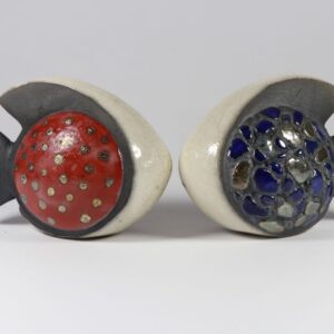 svarun-world-unikatna-keramika-ribica-apstraktna-bij